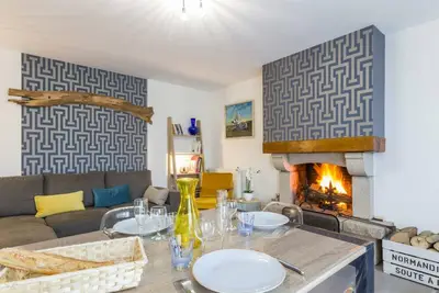 Image de Maison familiale avec jardin privé, terrasse, Internet - Granville