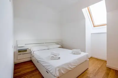 Image de New! Renovated Apt with 2 terraces, Wifi & A/C!