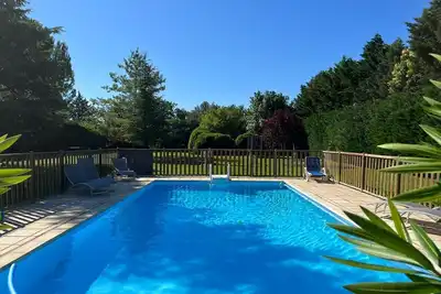 Image de Maison familiale climatisée avec piscine, près de L'Isle-sur-la-Sorgue