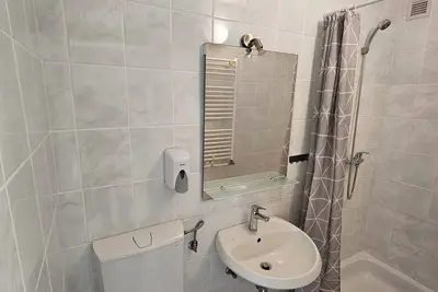 Image de Apartma 3 Private room in rental unit hosted by Mlaker