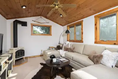 Image de Updated Single-Family, River Access & Farm Views
