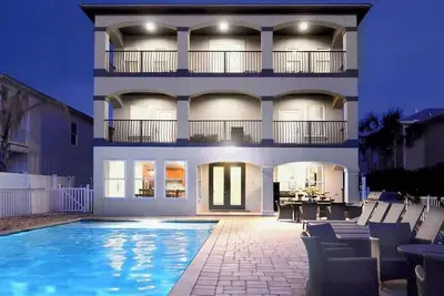 Image de Daydream Believer | Free Beach Chairs through October! | Private Elevator & Private Pool | Short Walk to Beach