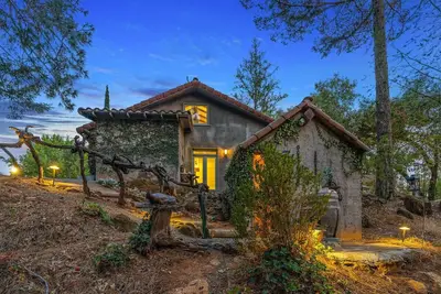Image de European-inspired Chateau on Howell Mountain
