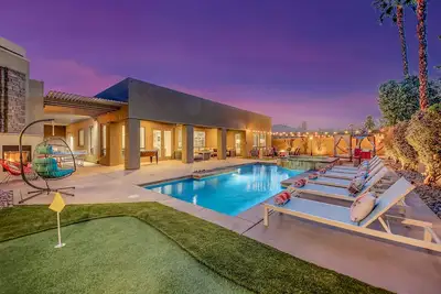 Image de El Paseo Modern: Pool, Spa, PuttingGreen, Foosball!
