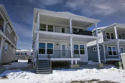 Image de Legacy Beach Lookout #8 - 6 bed, 6 bath - Private Hot Tub! (Sleeps 24)