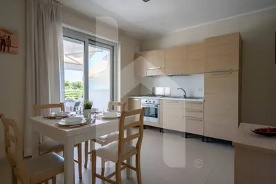Image de Cerrano Park A03 - Maestrale - Apartment with garden and terrace with seaview