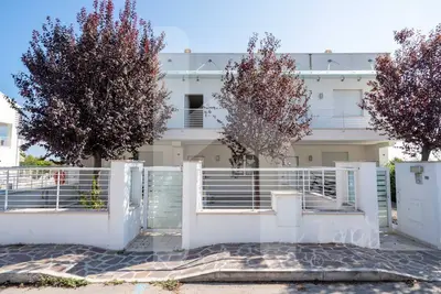 Image de Cerrano Park B09 - Gauro - Apartment with garden and terrace with seaview