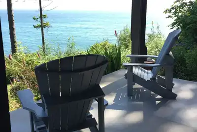 Image de Pacific Coast Oceanfront 2 bedroom condo, \nstudio plus adjoining 1 bedroom condo