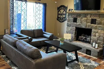 Image de Mtn Rd Cottage -Hot Tub-Close 2 Camelback/Shopping