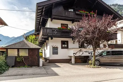 Image de Appartement \"Galerie Kaiser\" avec vue sur les montagnes, balcons et Wi-Fi