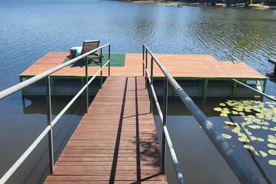 Image de Private pontoon on the lake with everything you need!