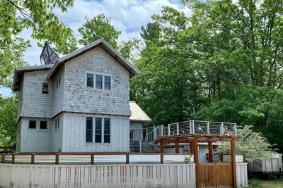 Image de Downtown Glen Arbor Hideaway!