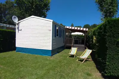 Image de Mobil Home confortable pour 4 à 8 personnes, tranquille et en pleine nature.