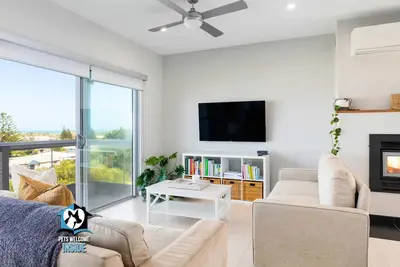 Image de Majestic Ocean Views in Architectural 3br House