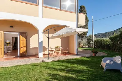 Image de Joli appartement pour 6 personnes avec climatisation, Wifi, Tv, terrasse, animaux admis et parking