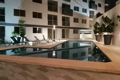 Image de Hermoso departamento, alberca, Gym, estacionamiento 5 min centro de la ciudad.
