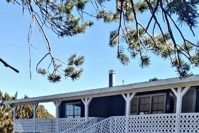 Image de Cozy Bear Farmhouse Cabin In Williams Az\nSTR-24-0616