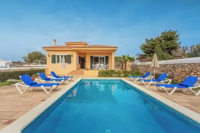 \"Villa Francisca\", proche mer, avec piscine privée Wi-Fi