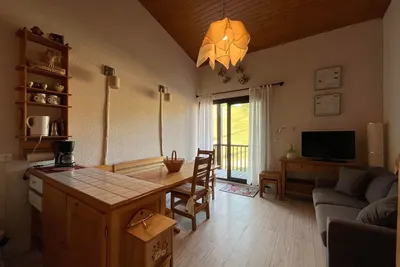 Image de Appartement T2 Duplex, front de neige, 6 pers, balcon, box à skis, Super-Sauze