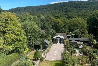 Image de Newly renovated village cottage with stunning countryside views