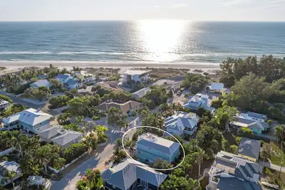 Image de Blue Water View- 6 bedrooms with amazing rooftop deck and private heated pool