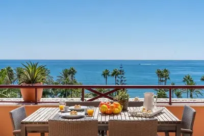 Image de Penthouse Estepona great sea views & beach access