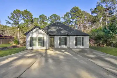 Image de Beautiful Home at Lake Sam Rayburn 🎣☀️