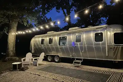 Image de Airstream Rv - Close to Nashville, yet tucked away from the bustle