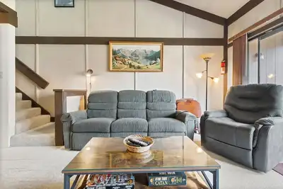 Image de Relaxing, Well Furnished Condo! - Creekside #29 by Bear Valley Vacation Rentals