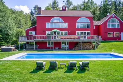 Image de Luxury 9 BRs Stratton Estate. Total Privacy & Incredible Views! Swimming Pool