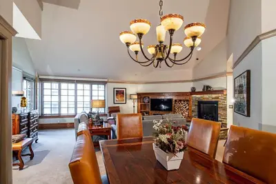 Image de Best Location in Beaver Creek