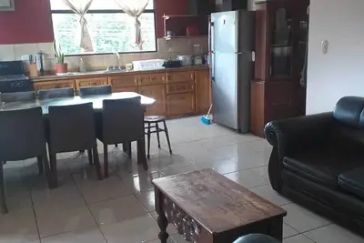 Image de Comfortable home on beautiful property close to San Jose
