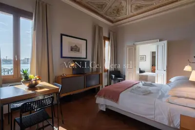Image de Ve. N. I. Ce. Cera Tintoretto Suite