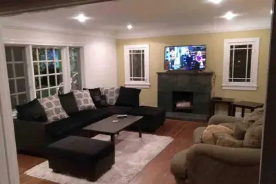Image de Best Location House in Hollywood, Ca Close to Everything!