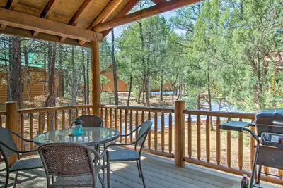 Image de 3 Mi to Dtwn: Show Low Retreat w/ 2 Decks