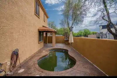 Image de Beautiful patio home in exclusive Cave Creek