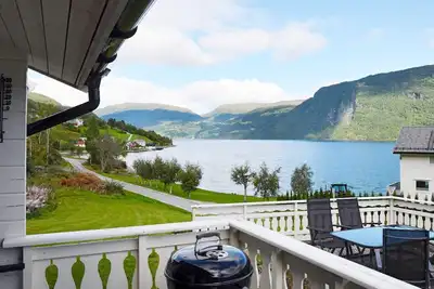 Image de Maison de vacances pour 4 a Utvik-By Traum