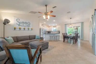 Image de Across pool, golf cart, modernized, private