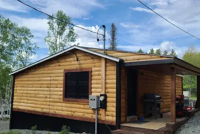 Image de Cozy Modern Cabin