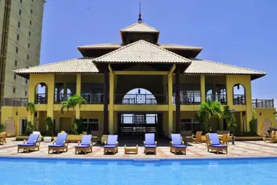 Image de Beautiful condo in Prestigious tower