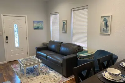 Image de Cute and Beachy stay for 6, Enjoy walks to beach!