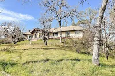 Image de ViewPoint Lodge - Beautiful 22-Acre Palo Cedro Home