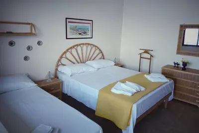 Image de Apartment with 180° sea view