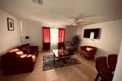 Image de Nice and Quiet 2 beds 1 bath in Oakland park, Fl