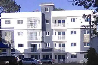 Image de 2 Bedroom 2 Bathroom Apartment with Pool