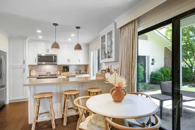Image de Chic Resort Retreat : Pool Access, Kitchen, Patio