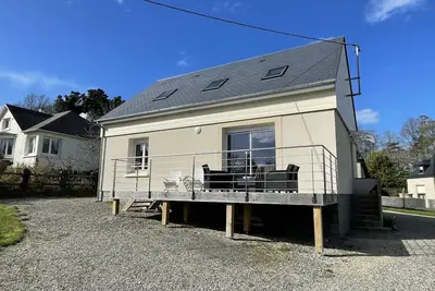 Image de Maison rénovée proche mer 7 pers. , jardin, wifi et ping-pong, 3 chambres, 2 salles d'eau