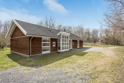 Image de Belle maison Ă Hasle avec sauna