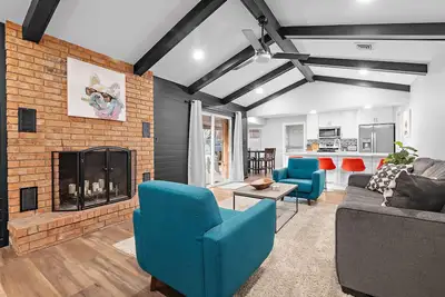 Image de Ideal For Big Groups, Hot tub, Game Room, Sleeps 12