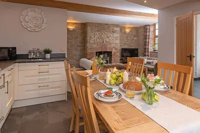 Image de Luxury country cottage with hot tub, 5 star